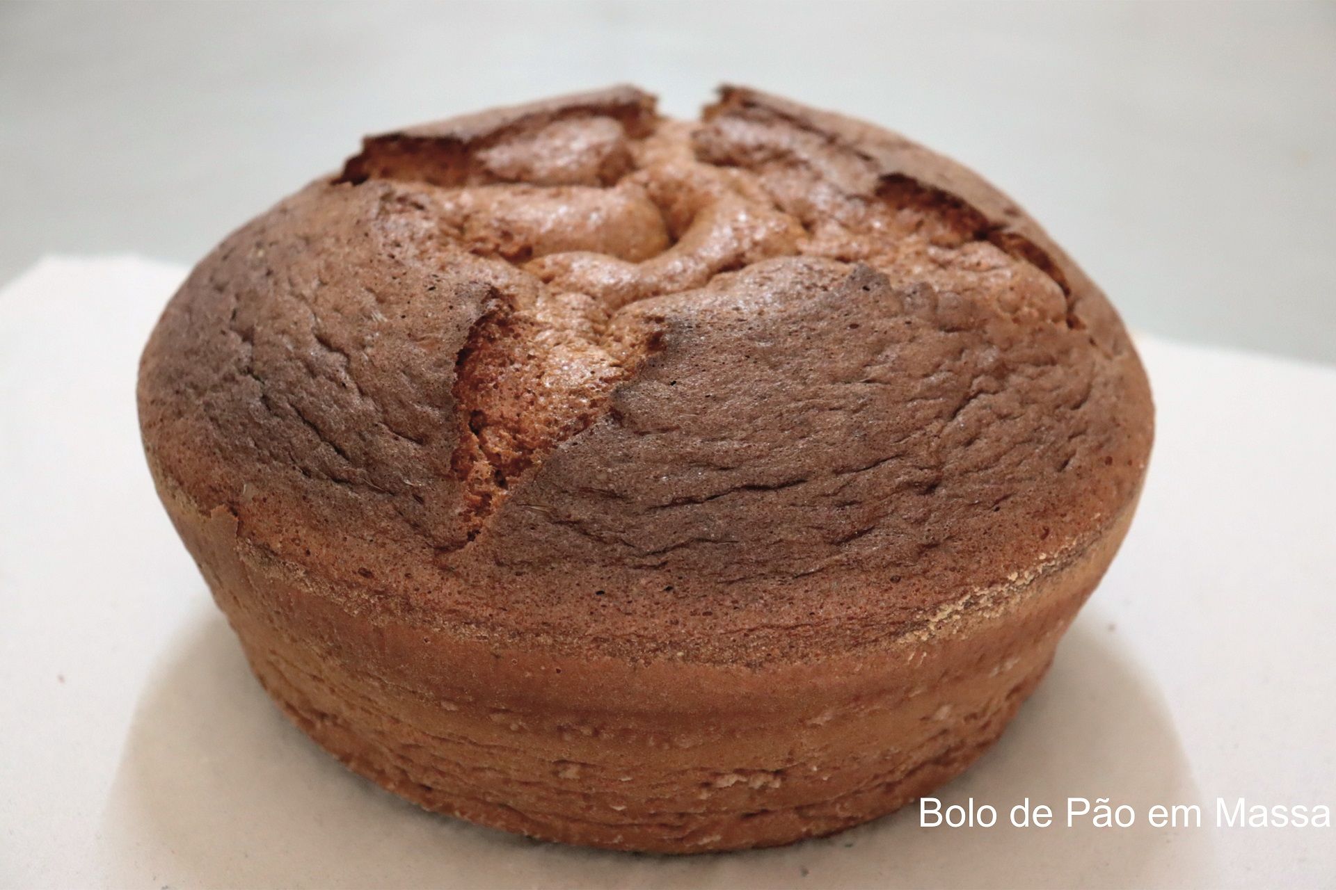 Bolo de Pão em Massa