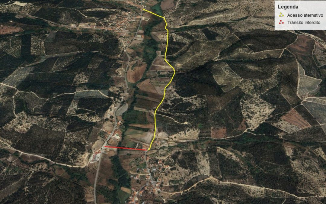 Aviso: Estrada situada entre o Vale do Gato e o Vale da Madeira, encontra-se encerrada ao trânsito por tempo indeterminado